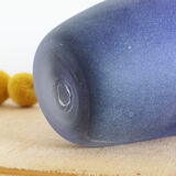 Vase en pâte de verre bleu foncé