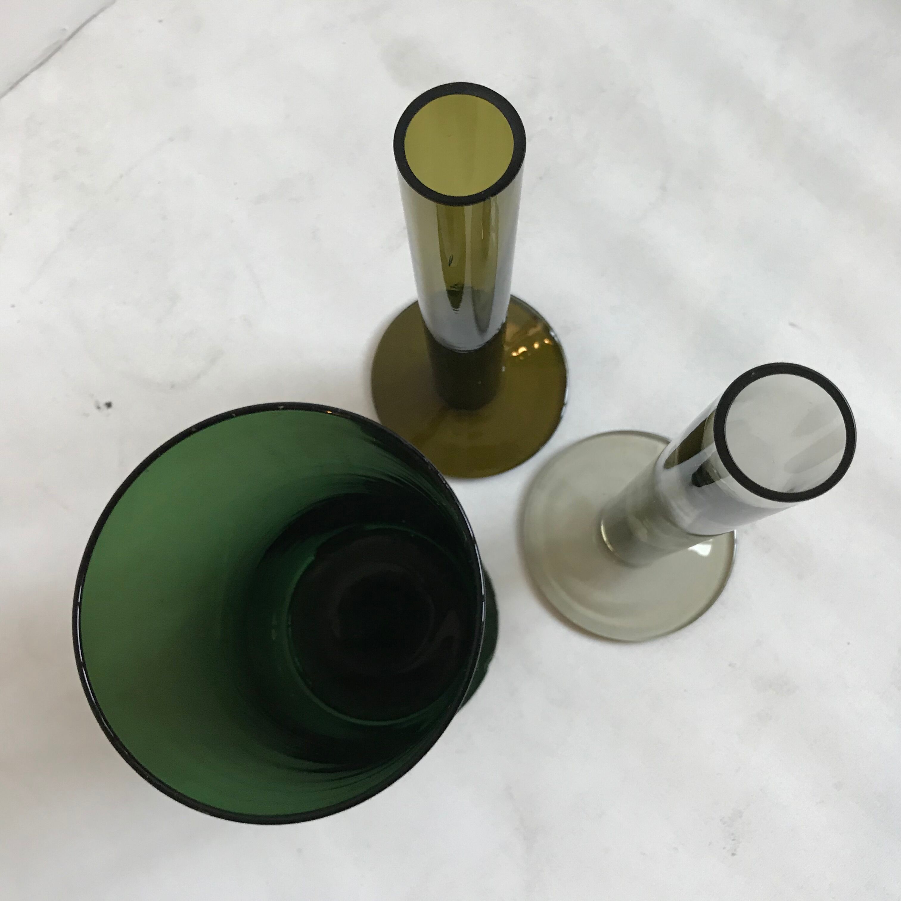 Lot de 3 vases en verre vert