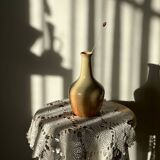Vase soliflore artisanal en grès moucheté