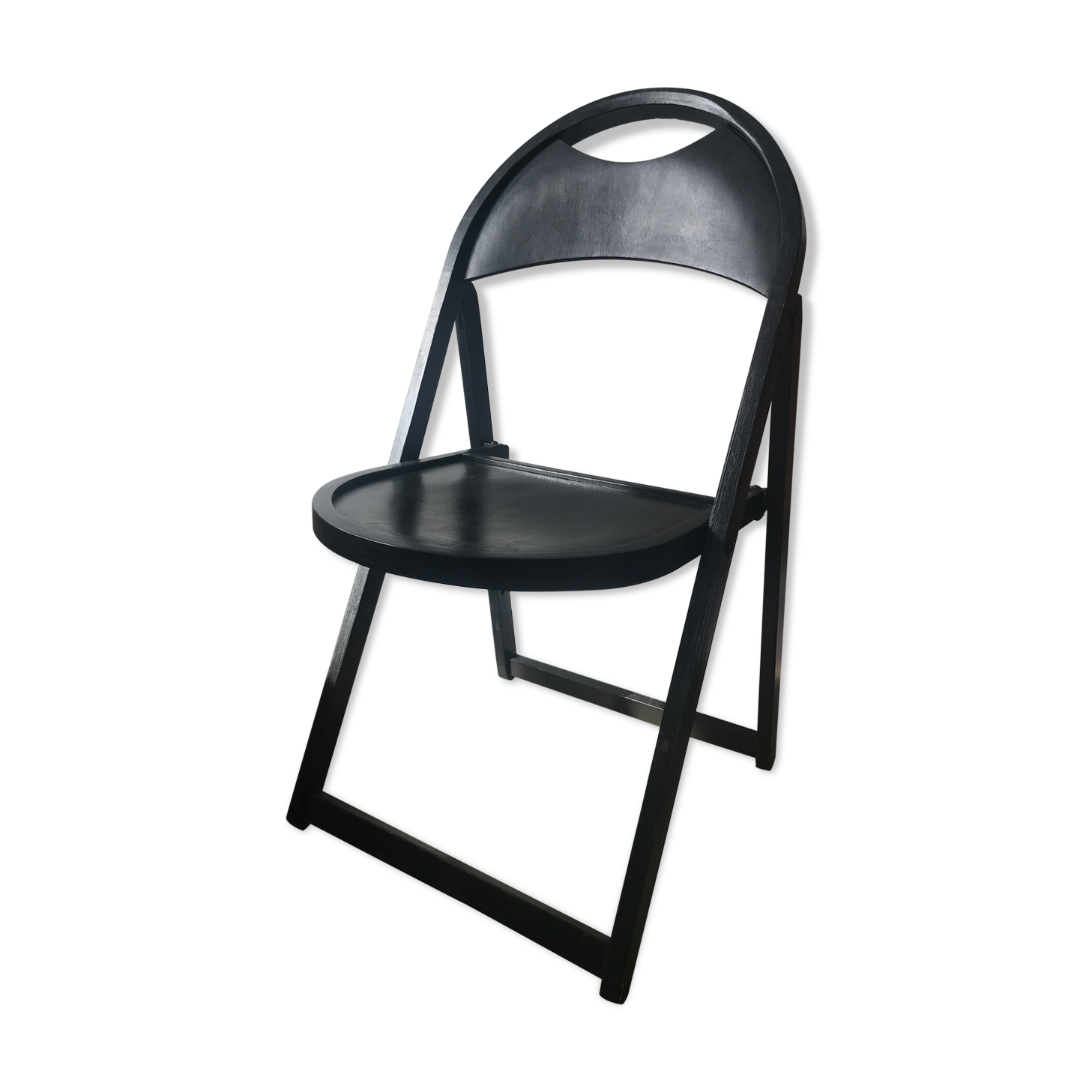 Black folding chair