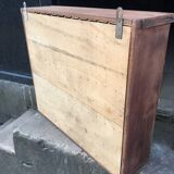 Hotel front desk shelf 1920