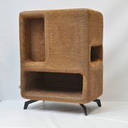 Cabinet — un objet de rangement sculptural fait à la main par Zachte Zaken.