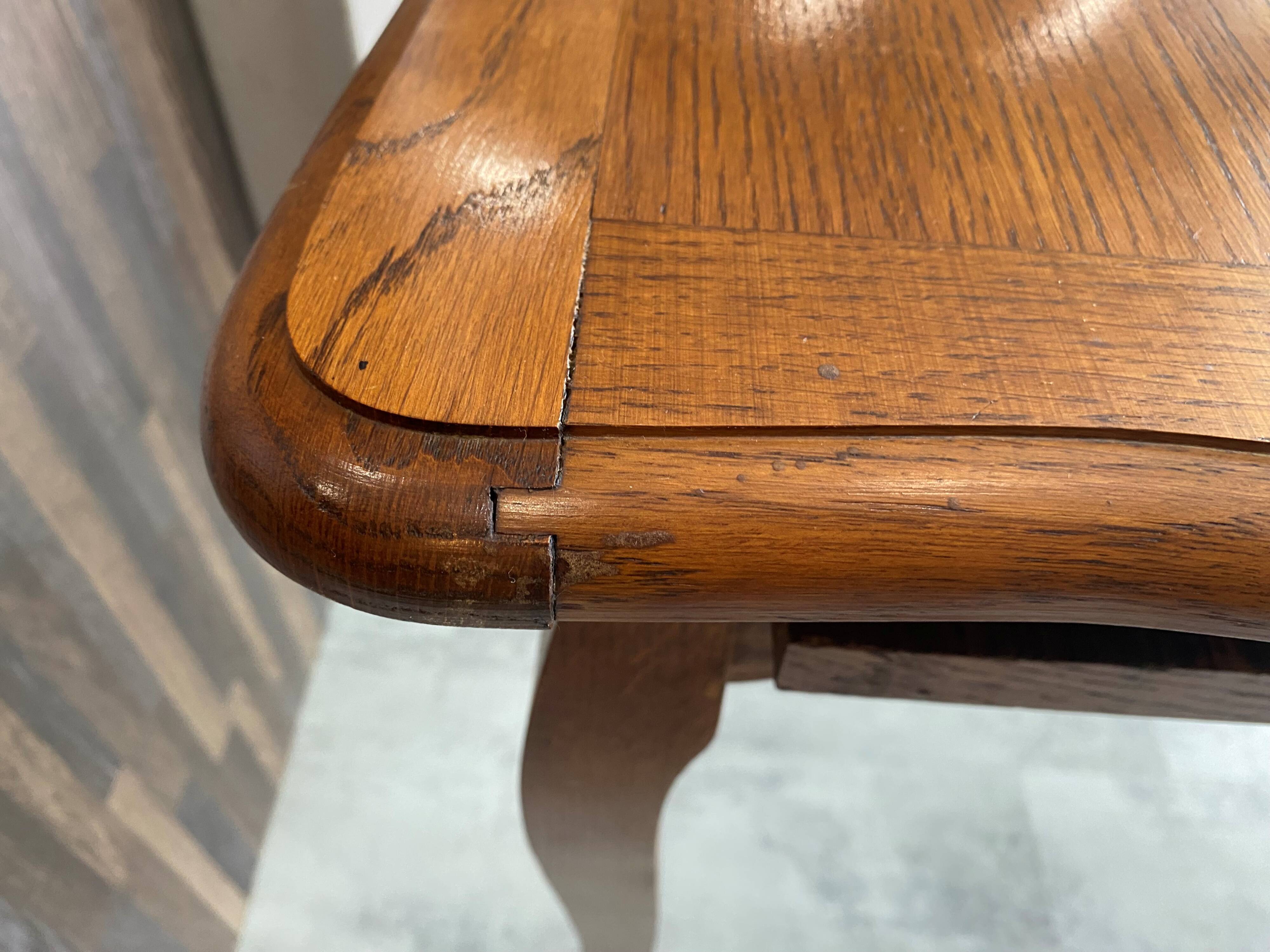 Oak desk, 1 drawer and 1 removable document holder, 1950