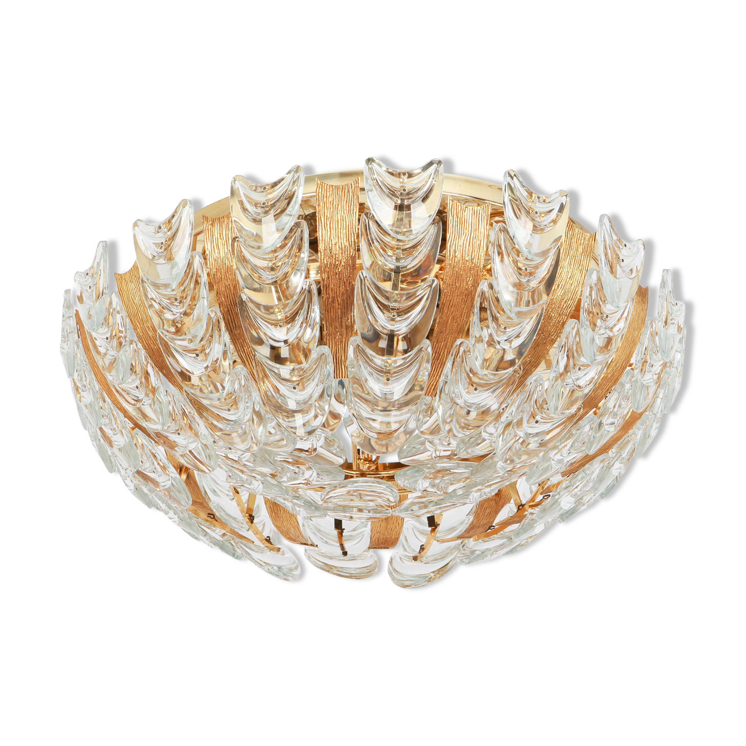 Delicate chandelier in gilded brass and crystal glass in the shape of flowers by Palwa, Germany, 1970s.