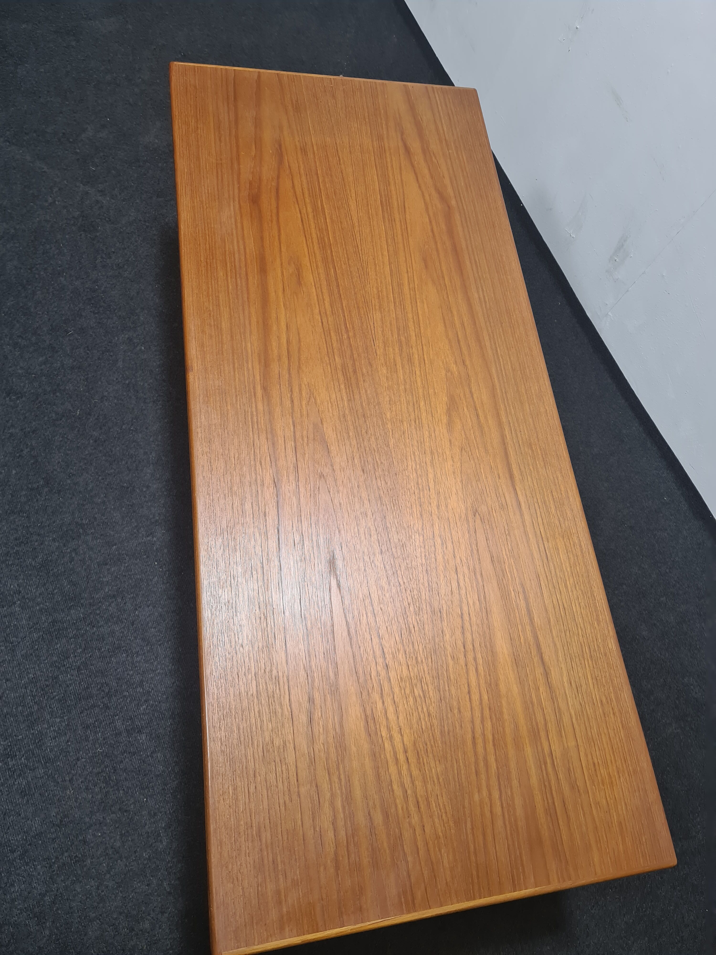 Danish adjustable teak coffee table, Kai Kristiansen