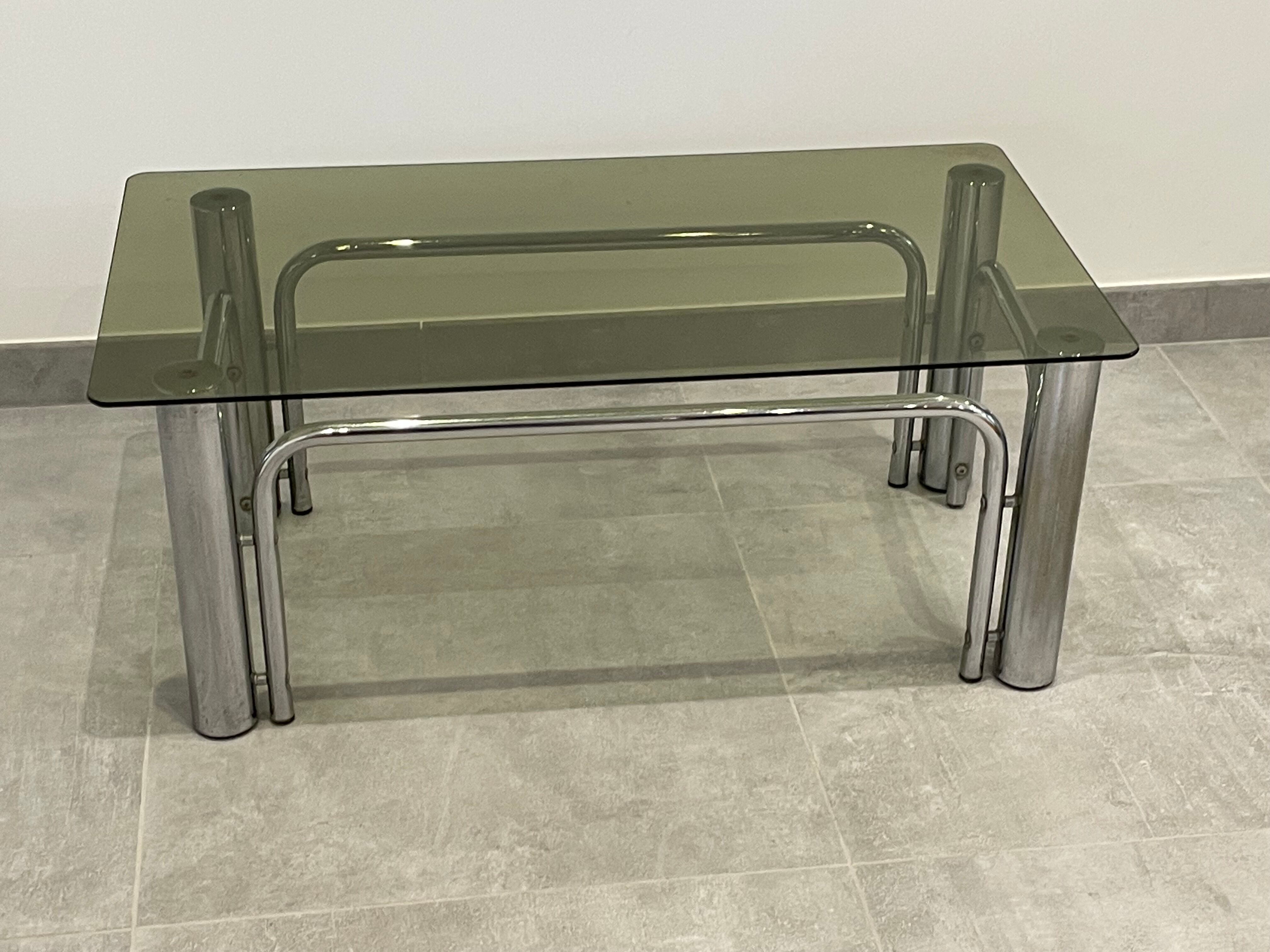 Table basse inox et verre fumé design 1970/80
