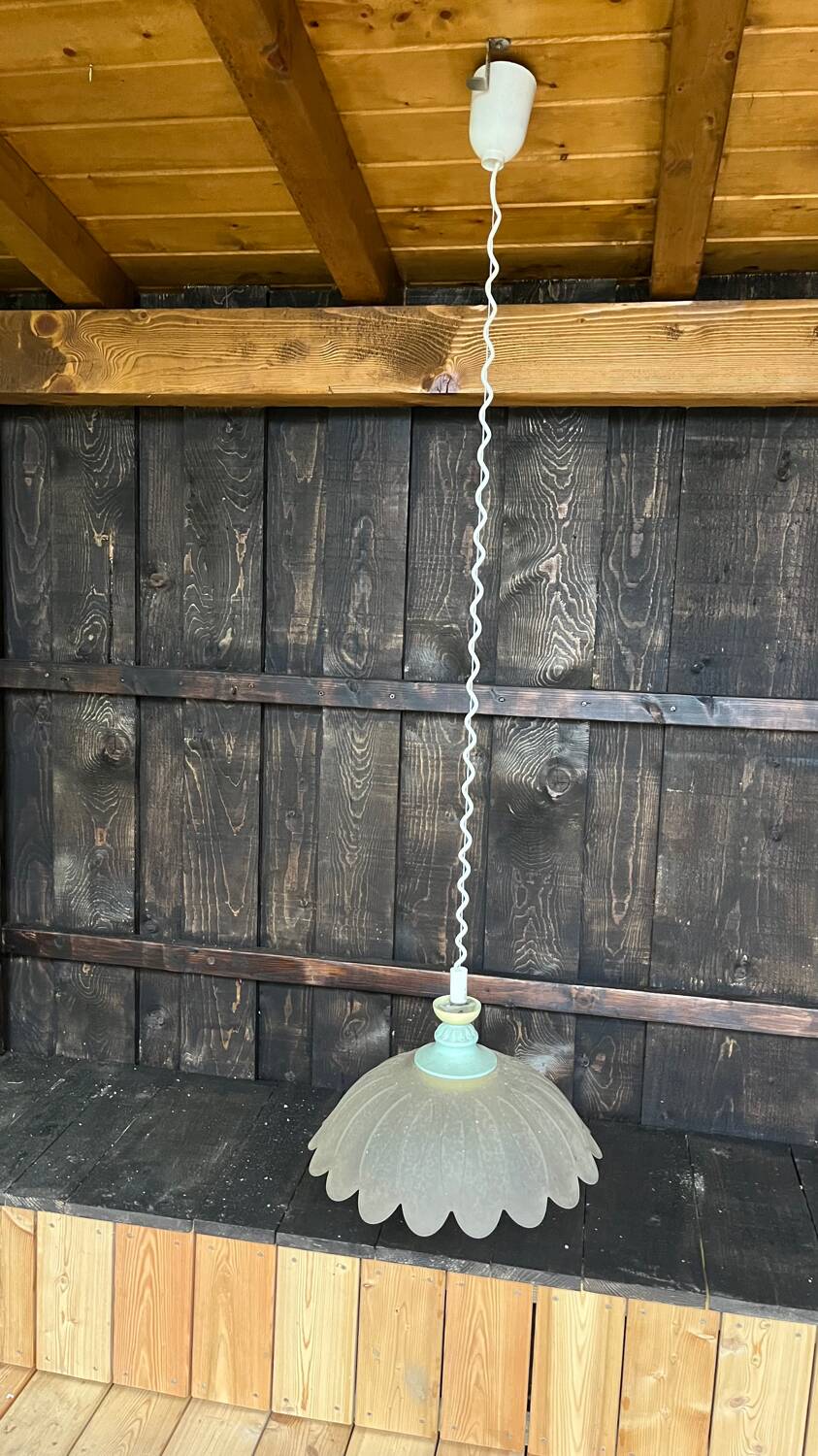 Opaline suspension rises and falls vintage