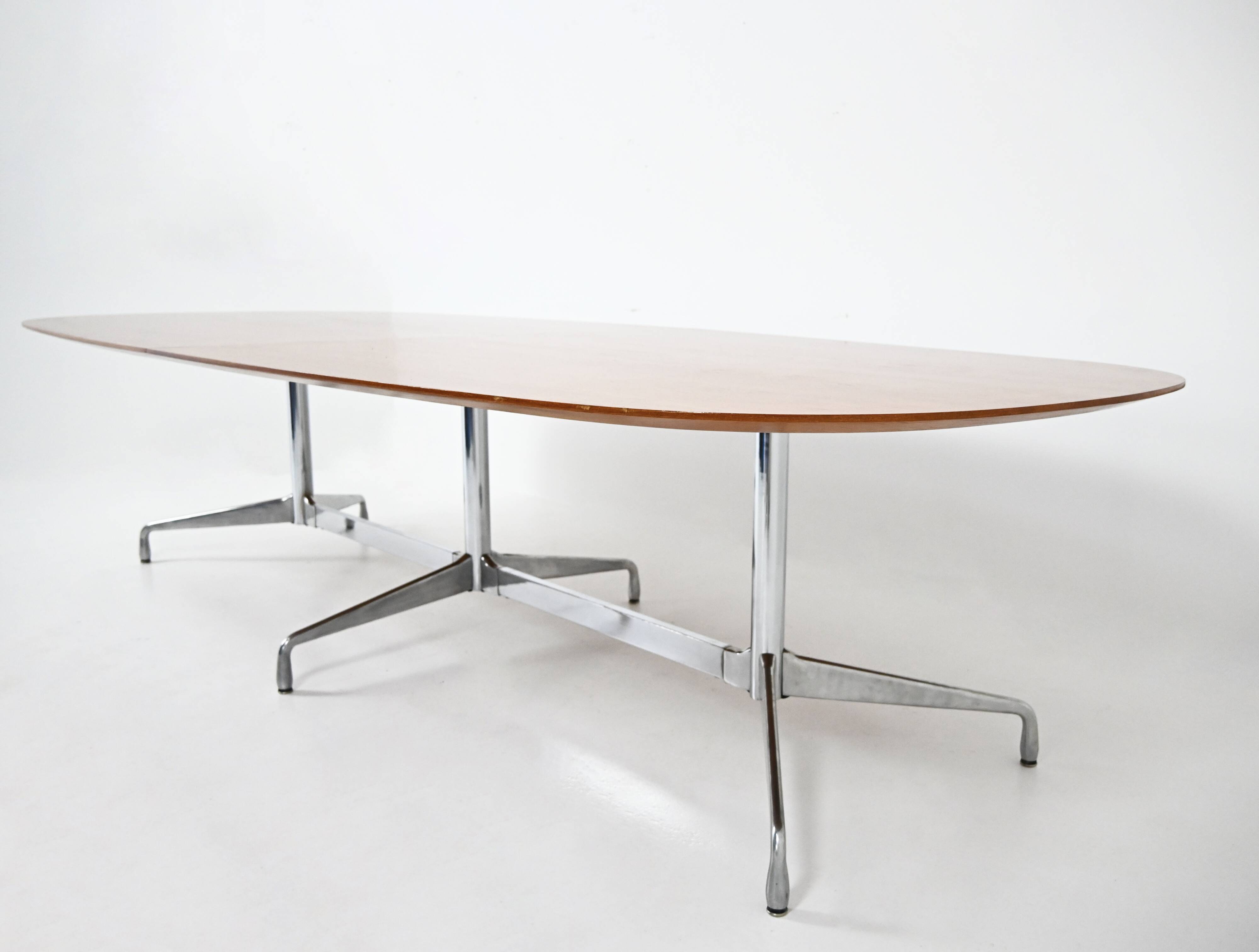Table de Charles et Ray Eames pour Herman Miller, années 1970