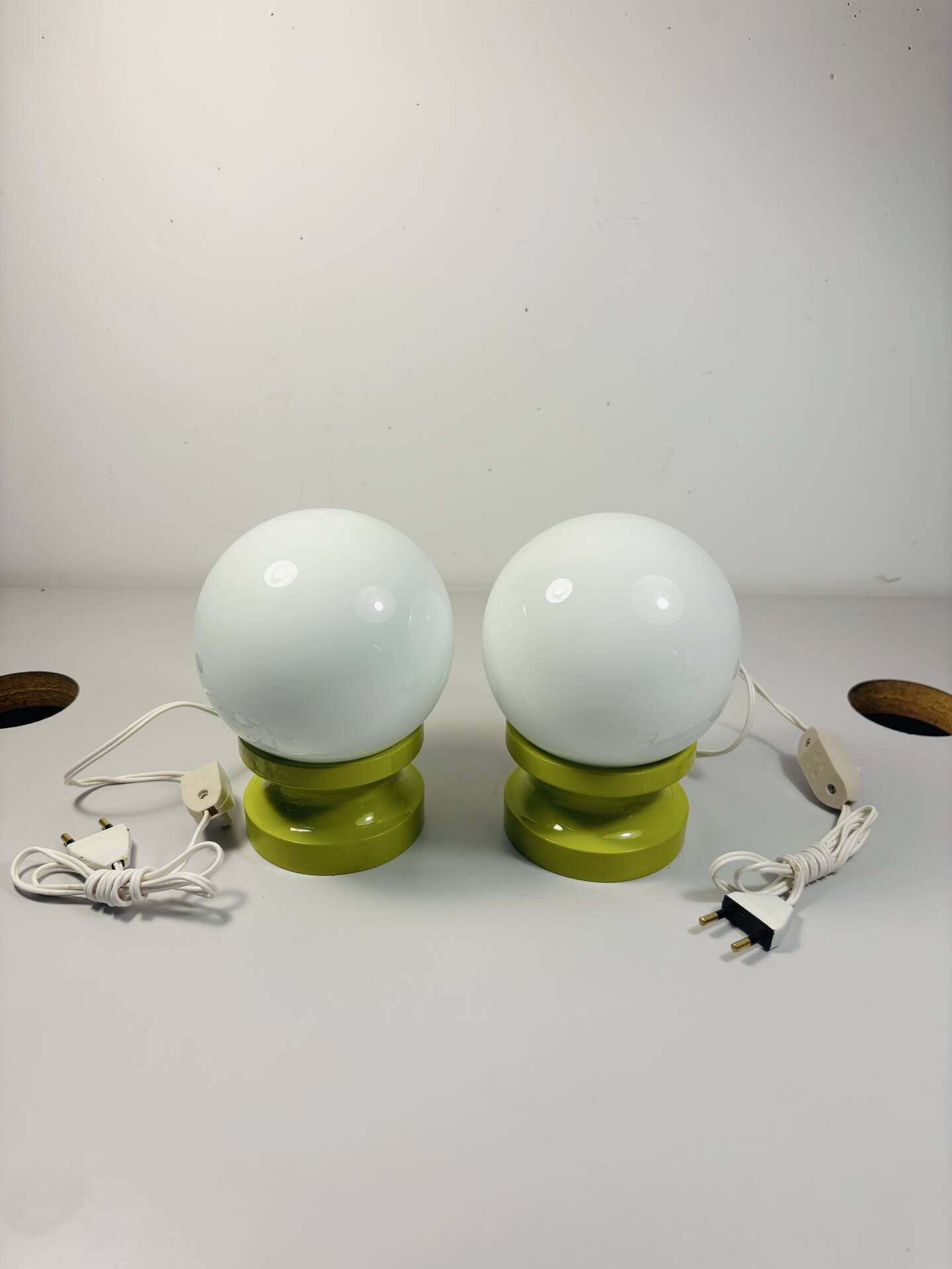 Lot of 2 Oval Table Lamps Wood Space Age Vintage 70s Italy