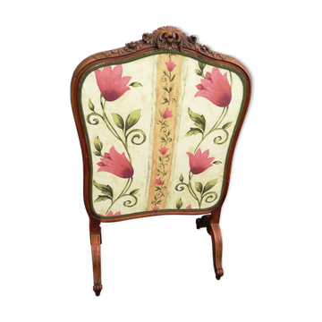 Corner or fireplace cover