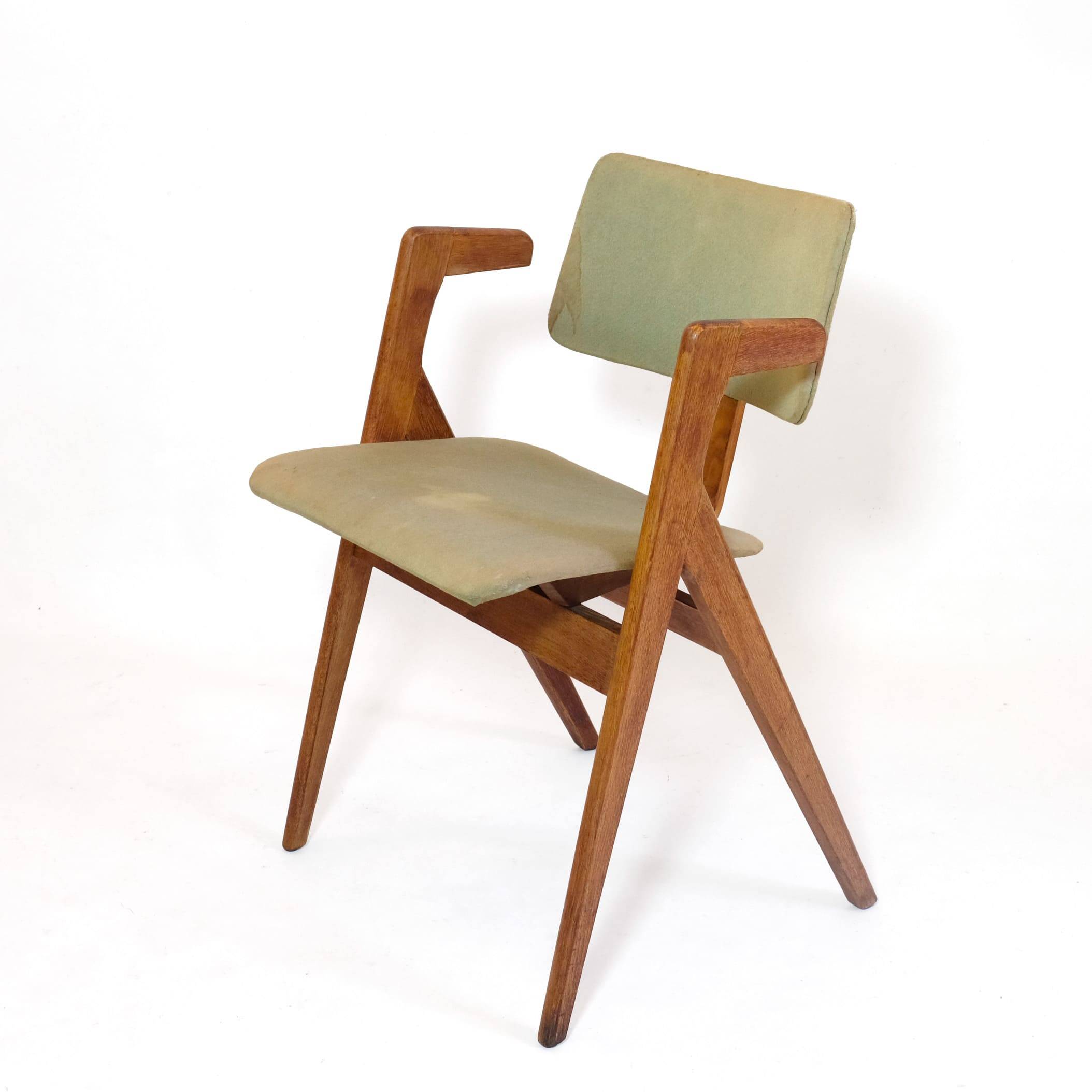 Hillestak chair by Lucienne & Robin Day from the 1950s.