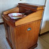 Meuble de toilette ancien
