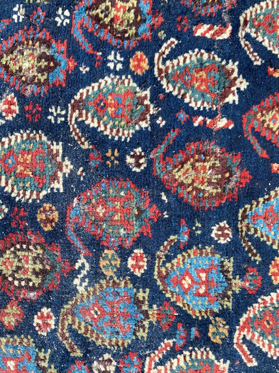 Pretty old Persian carpet of ghashghai handmade 177x328 cm