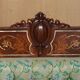 Canapé Chesterfield Ancien Sculpté en Noyer avec Incrustation de Nacre