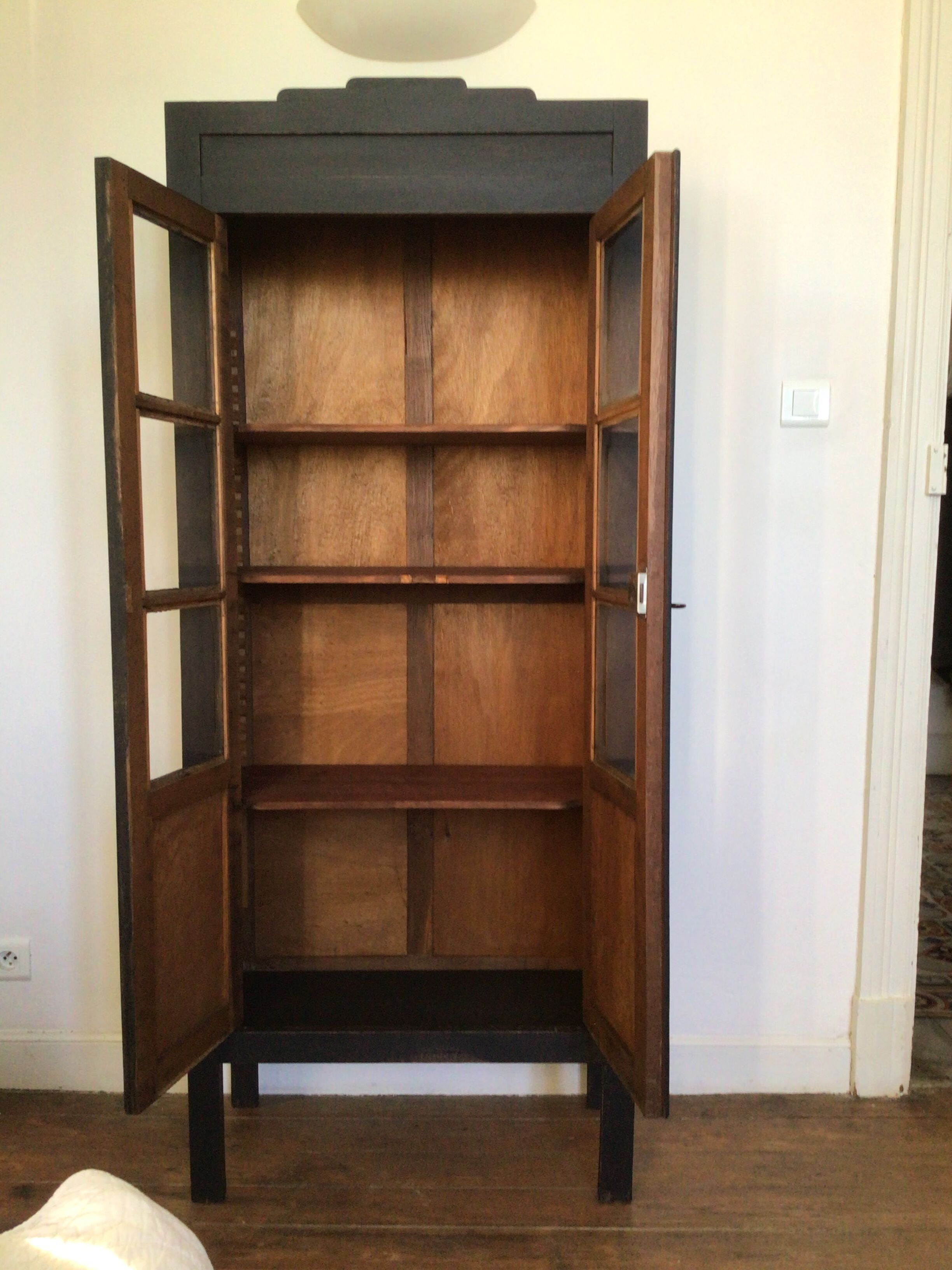 Parisian glazed wardrobe