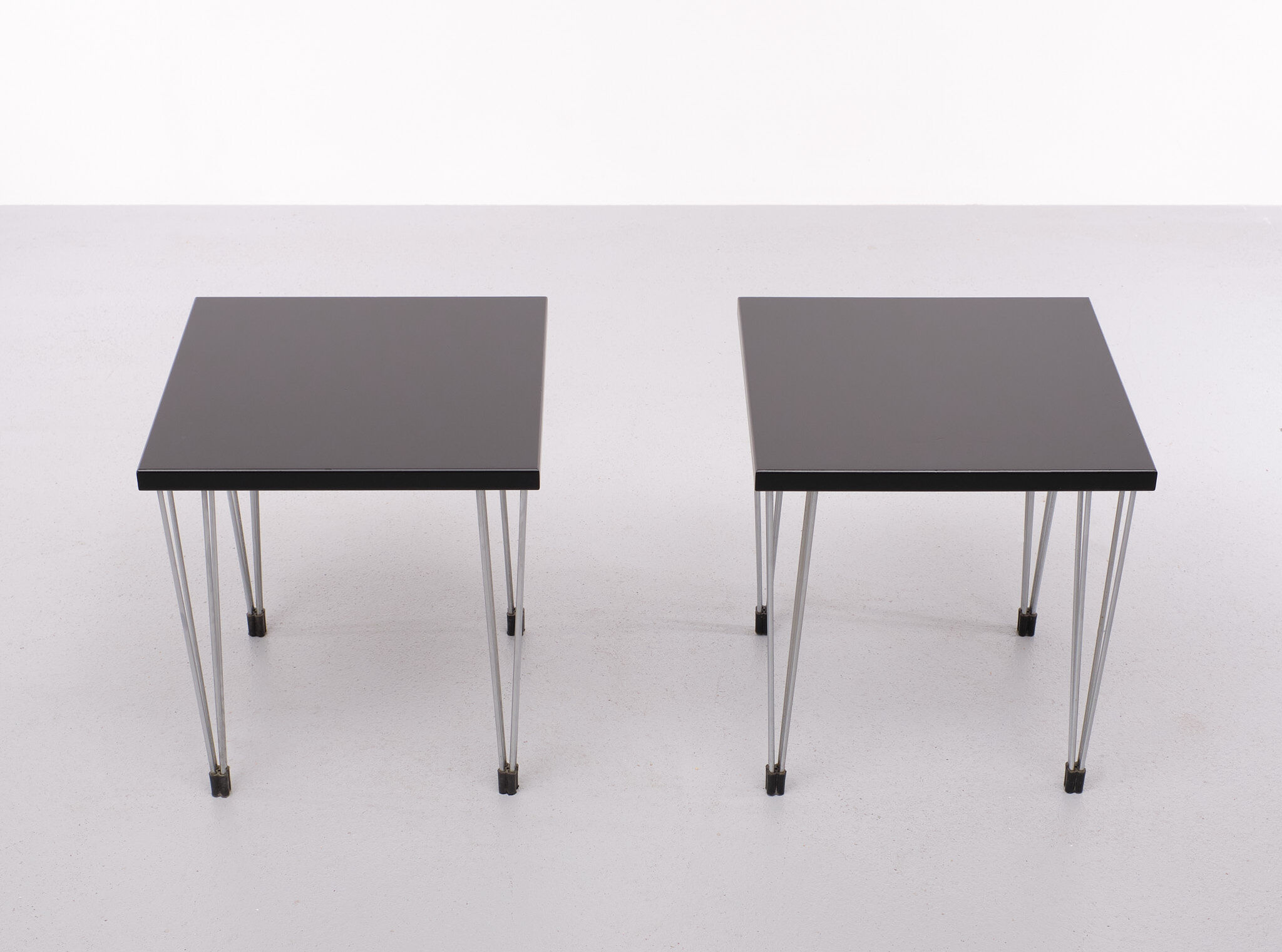 Two Scandinavian hairpin legs side tables 1970s