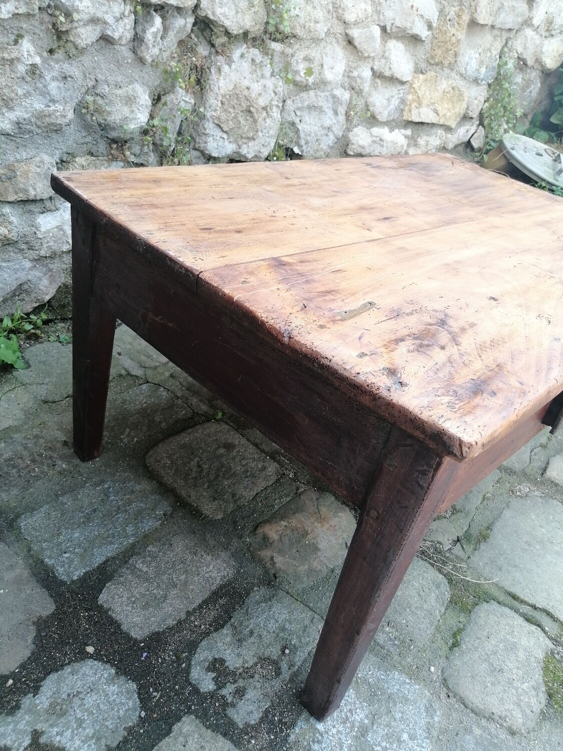 Farmhouse table