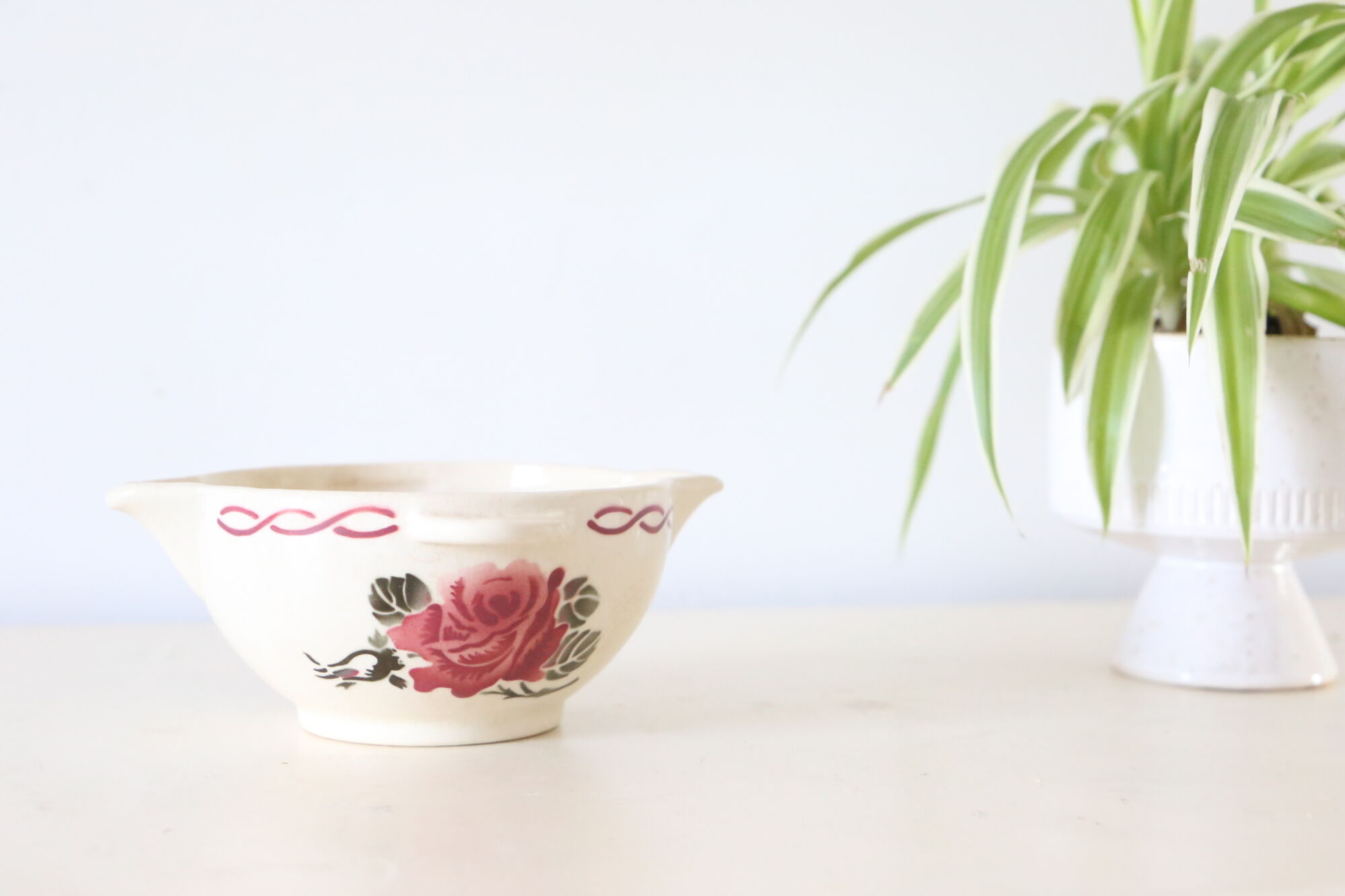 Saucière Badonviller ceramic, rose decoration, art deco, 1930, vintage French