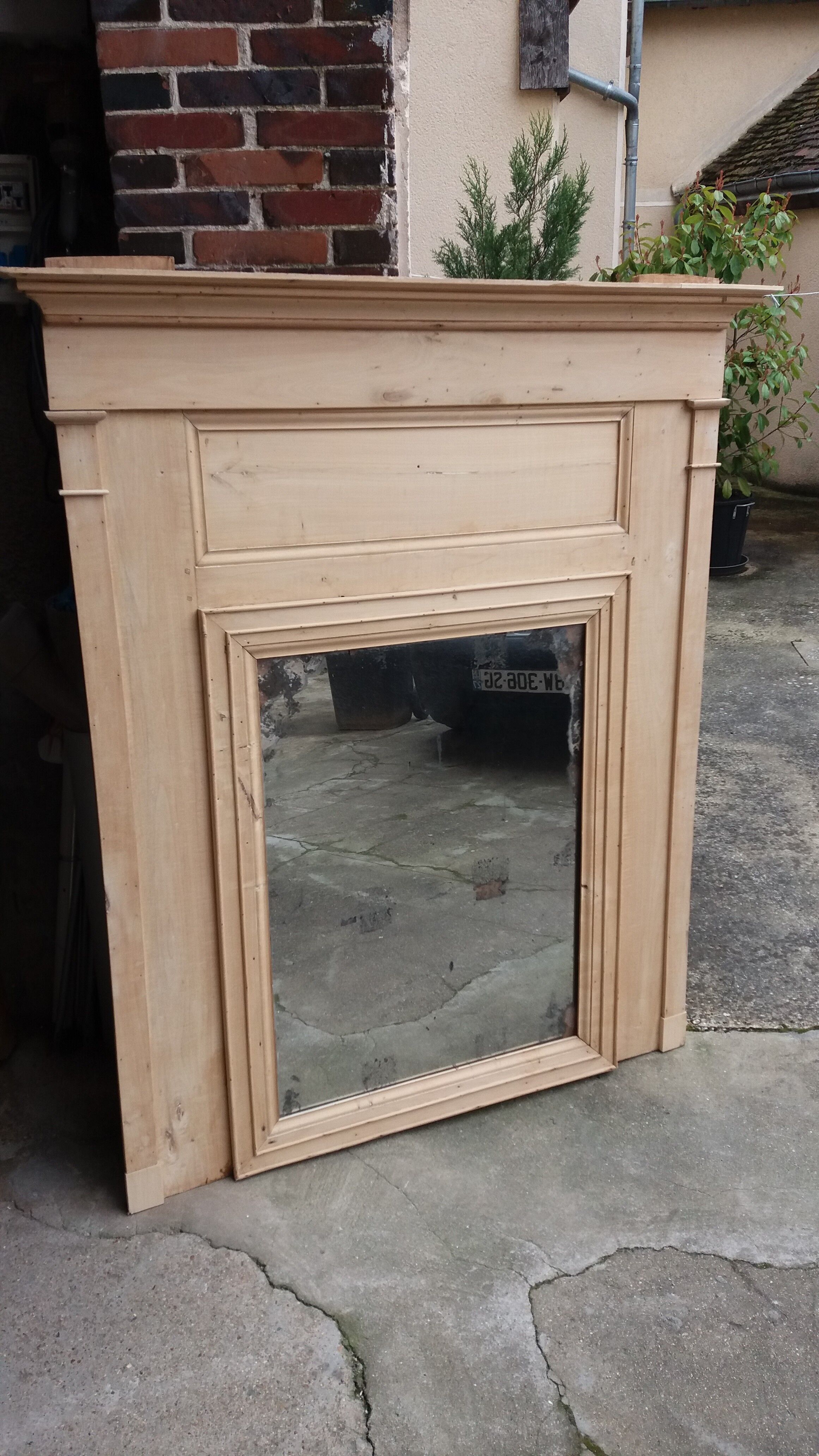 Pier Executive Board, 160 x 138 cm.