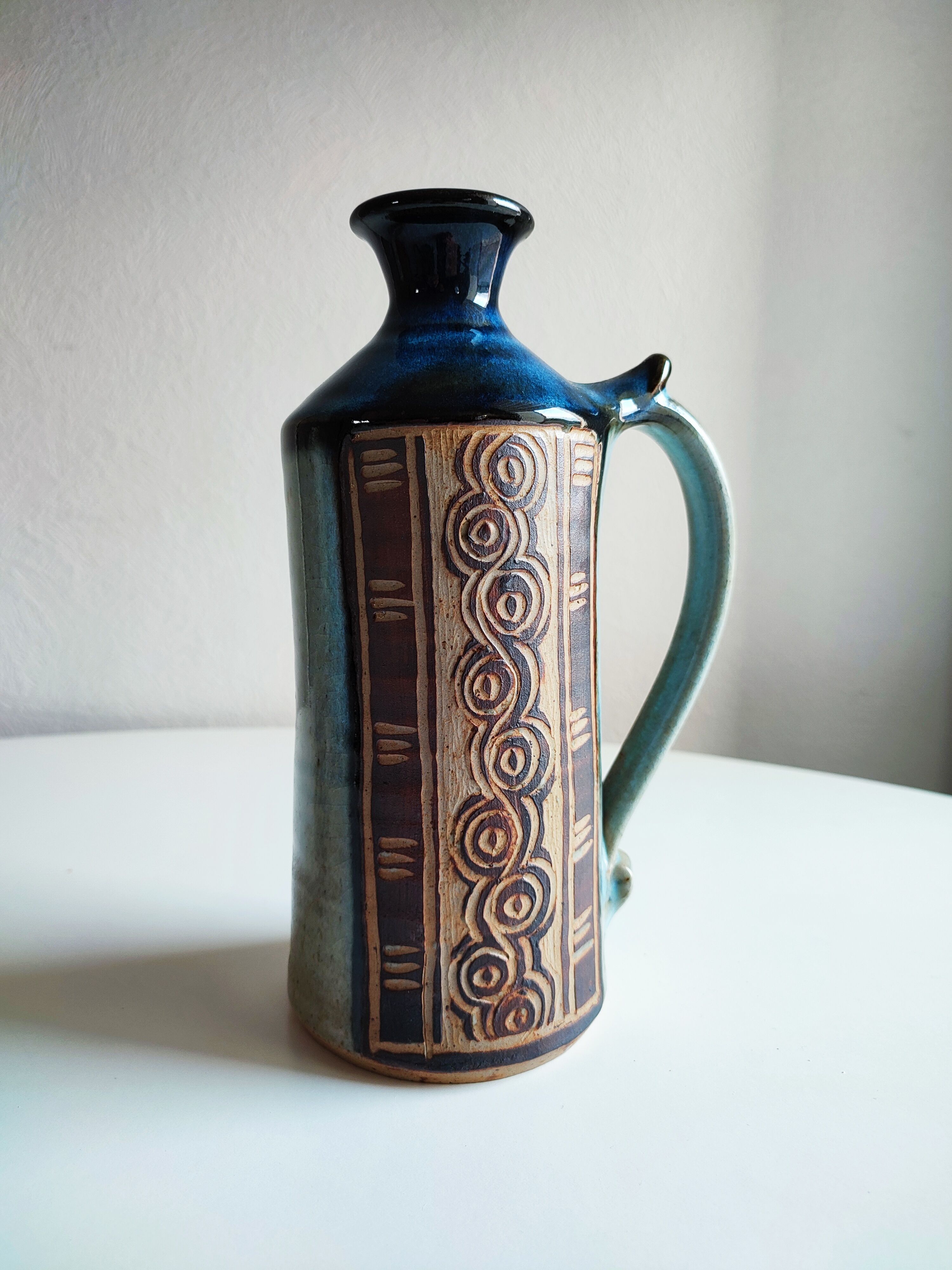 Ceramic pitcher/vase