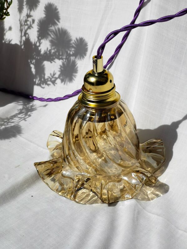 Suspension tulipe verre ambré