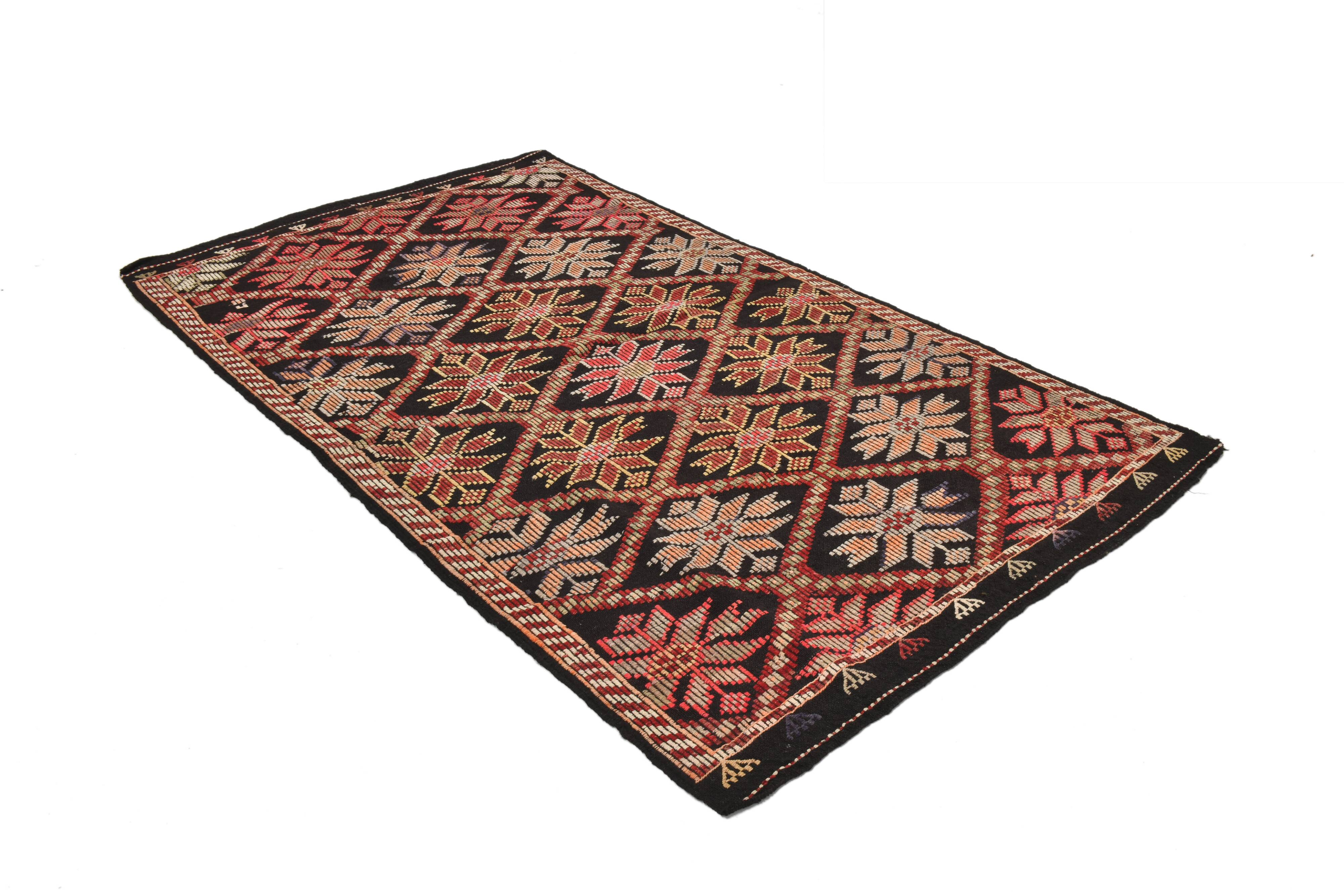 4x8 Red & Black Star Pattern Vintage Kilim Rug, 136x234Cm