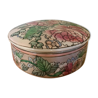 Flowery jewelry box