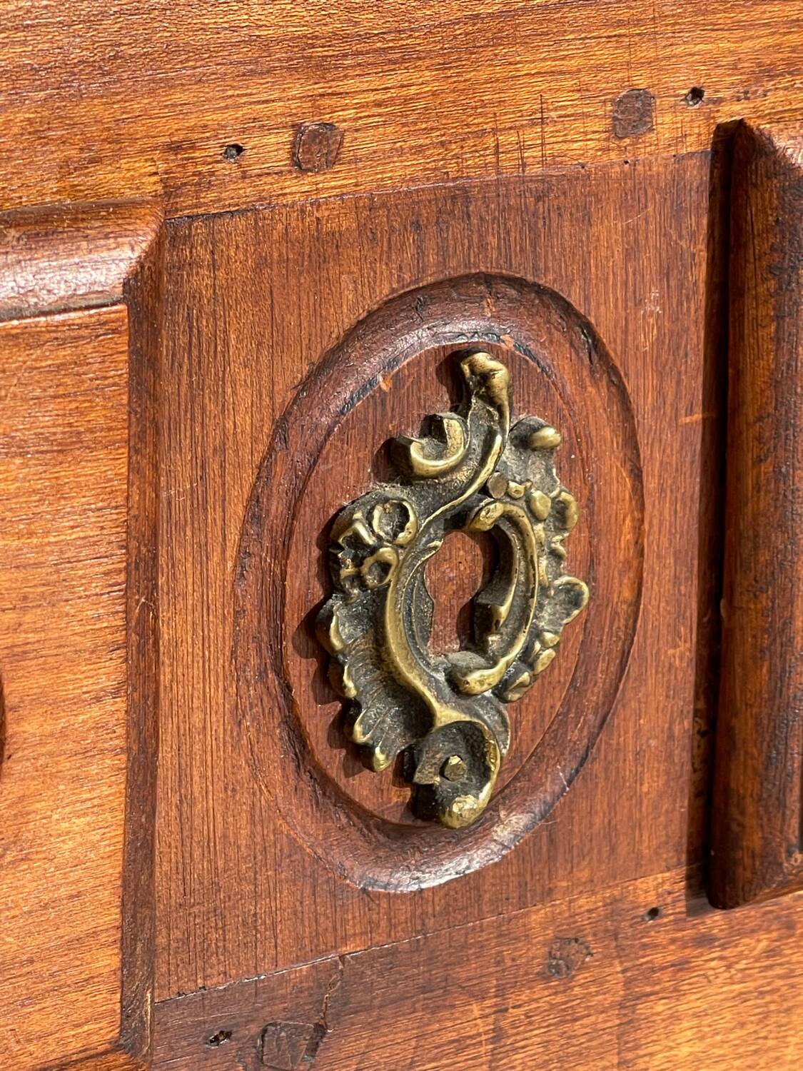 Small Louis XV style chest of drawers