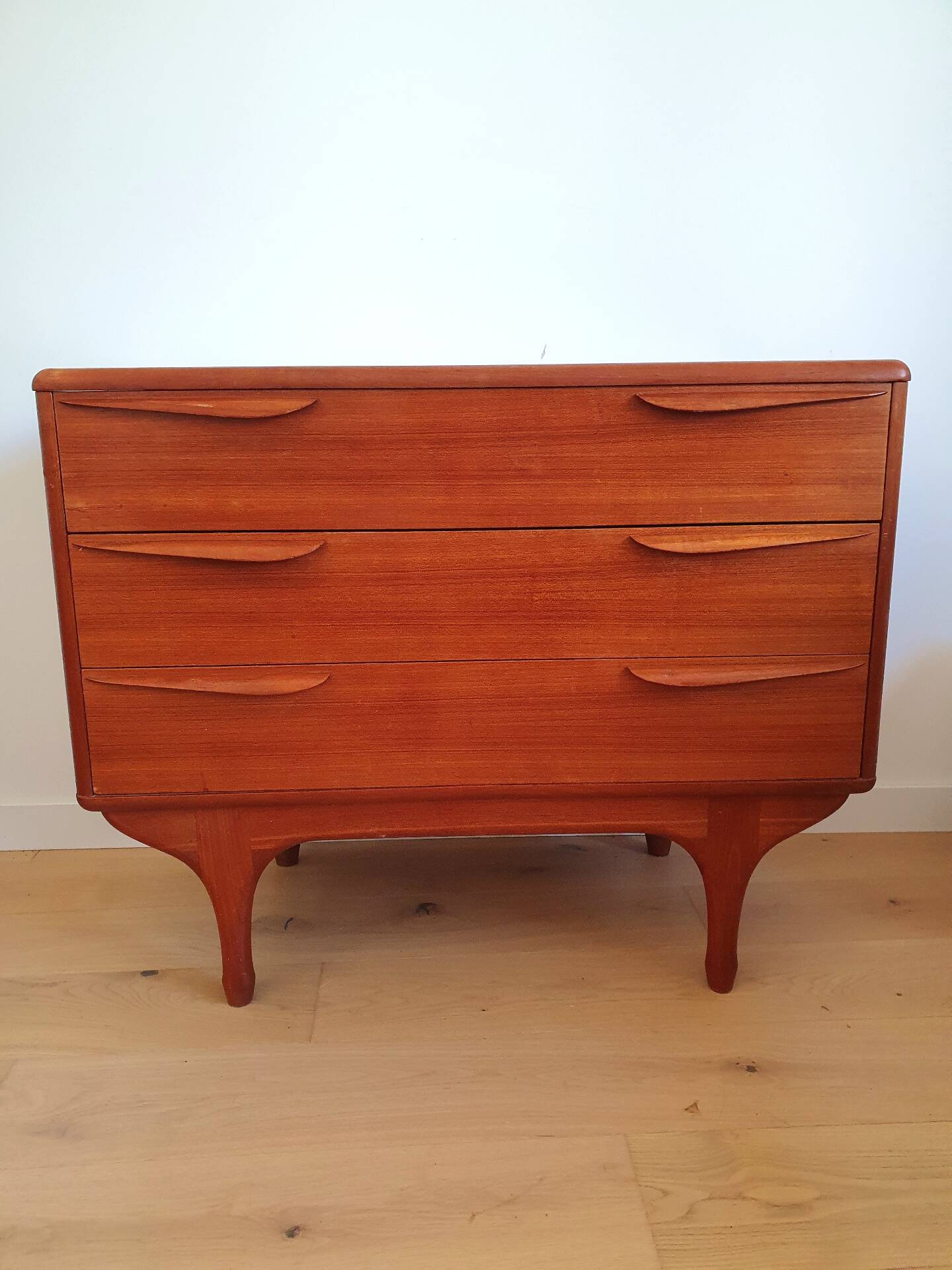 Vintage Scandinavian design dresser / vanity