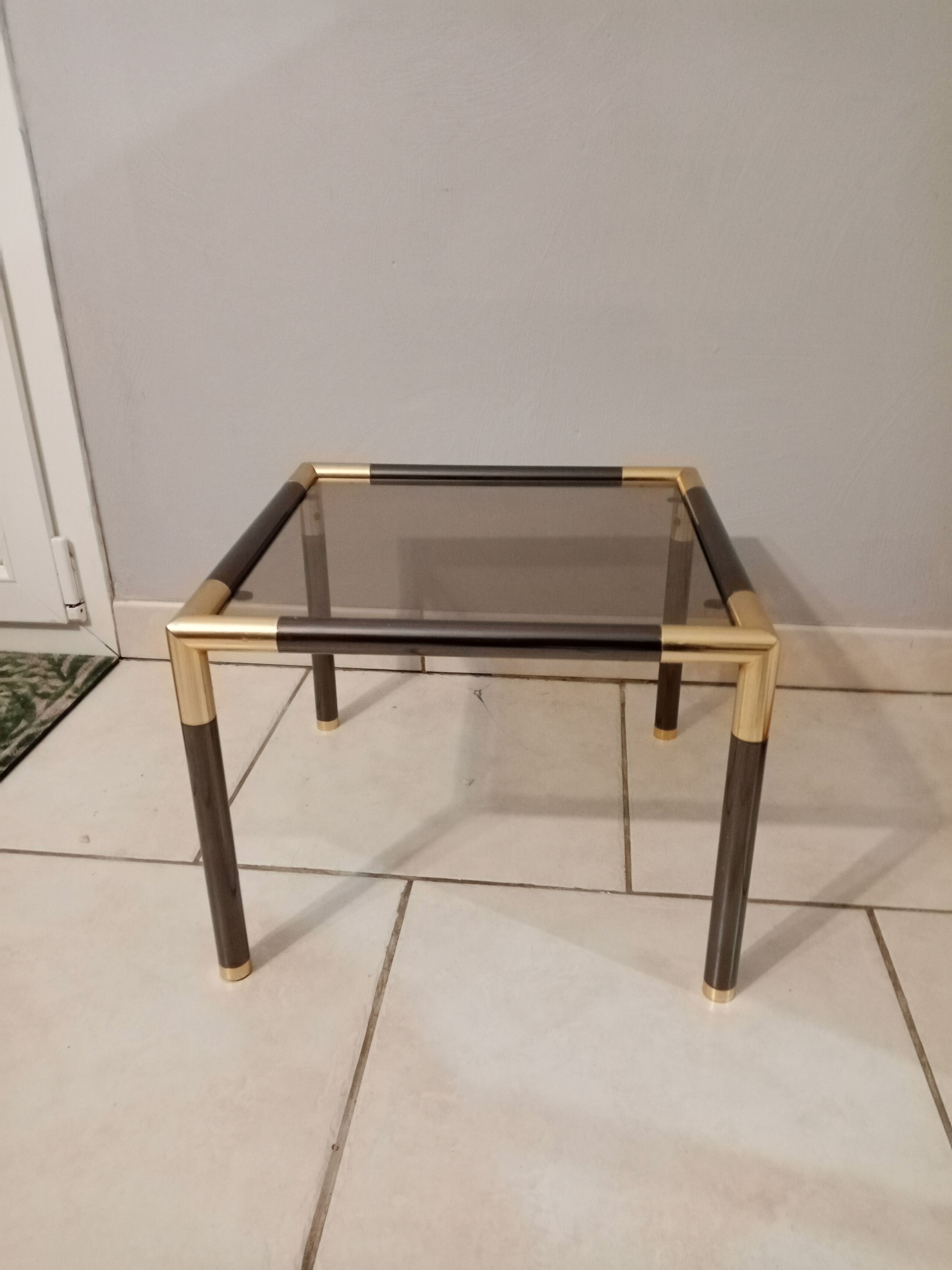 Vintage sofa end Italian design 70-80s side table
