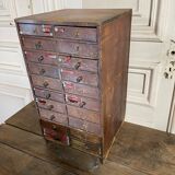 Ancien meuble d'horloger