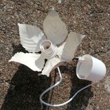 Metal flower pendant lamp