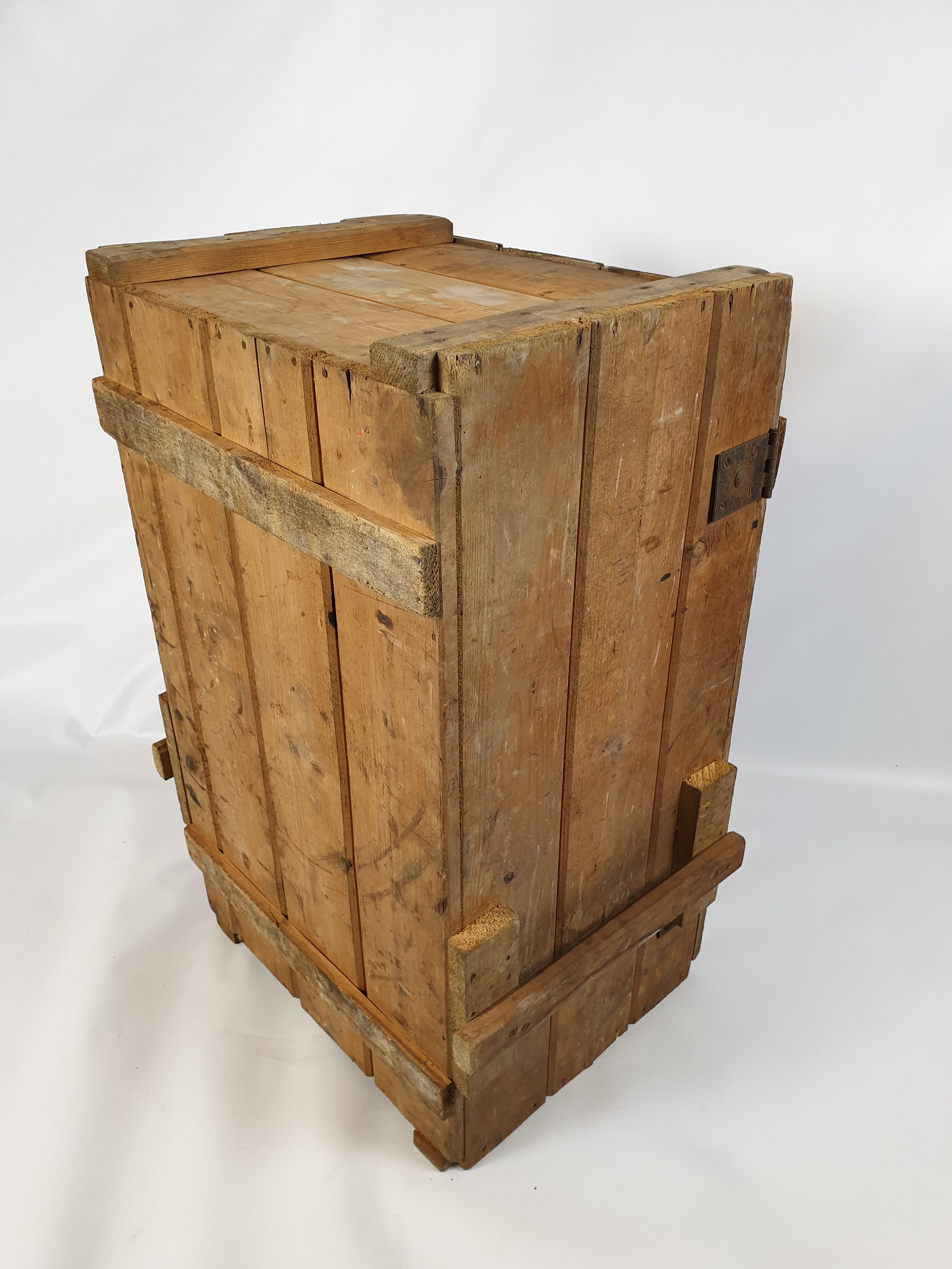 Caisse de transport en bois