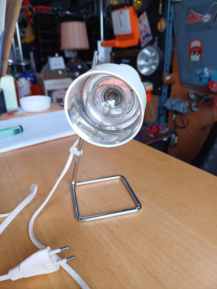 Vintage tilting spot lamp 1970