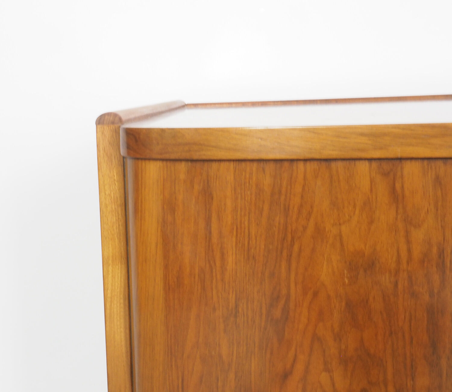 Vintage Danish design sideboard in walnut veneer,1960's