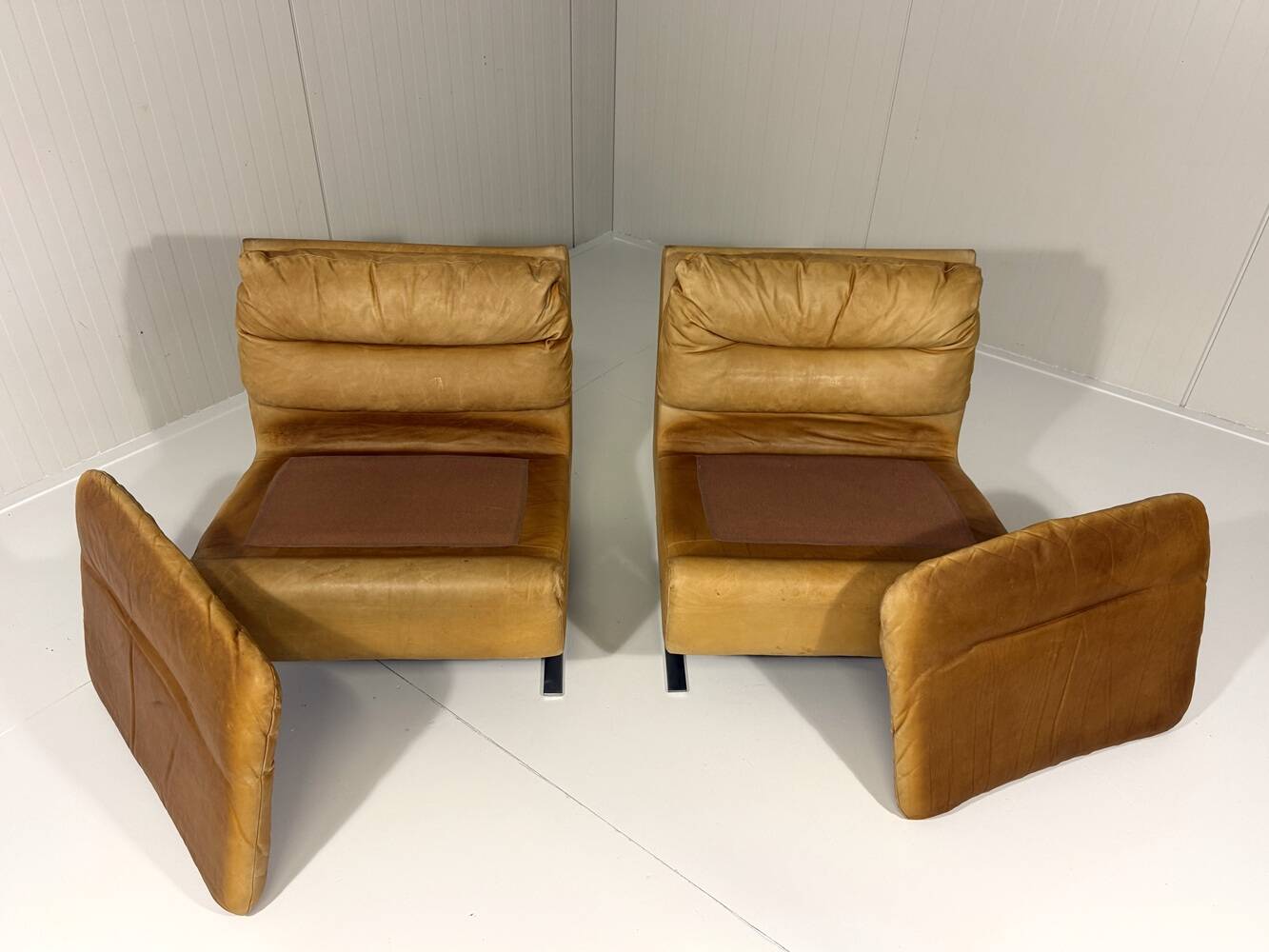 Special lounge chairs chrome & leather 1960’s