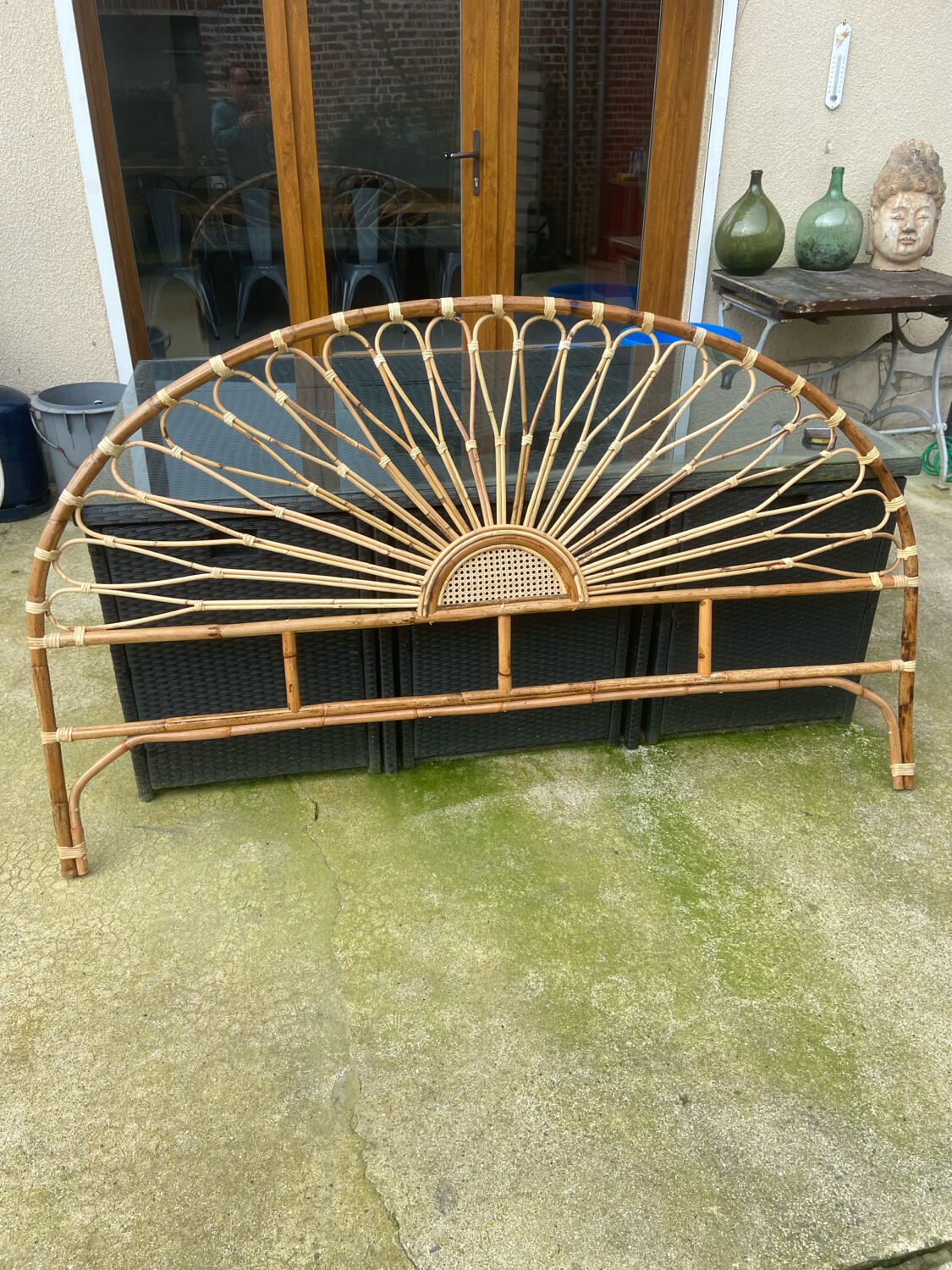 headboard in wicker and rattan