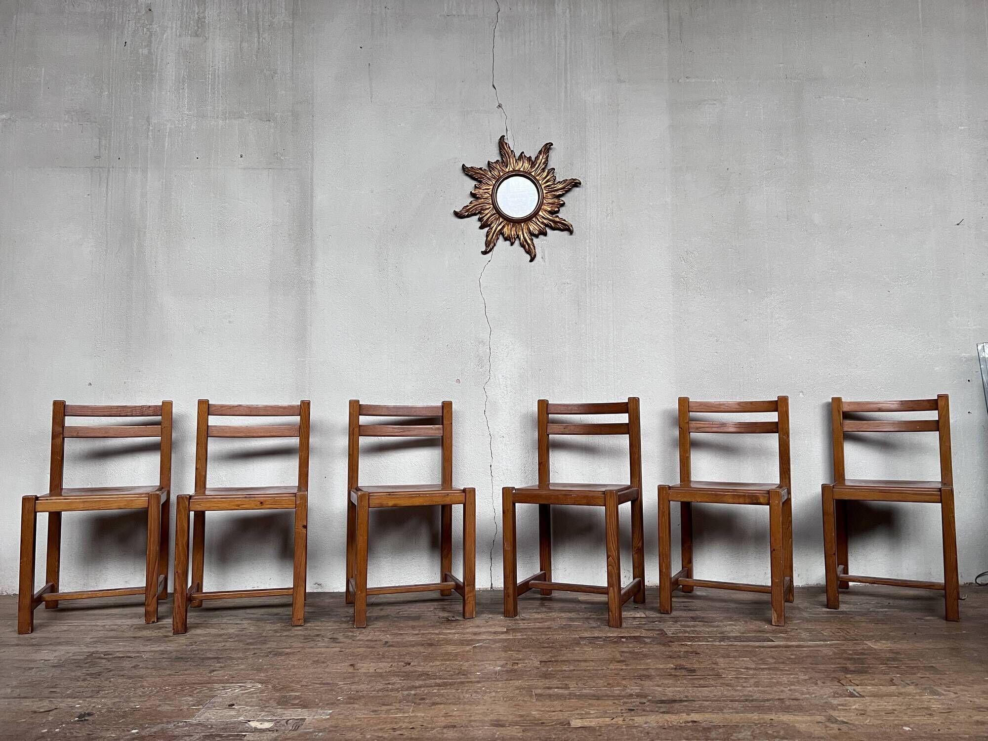 Series of 6 vintage wooden chairs 1960