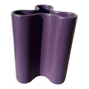 Vase en céramique signé