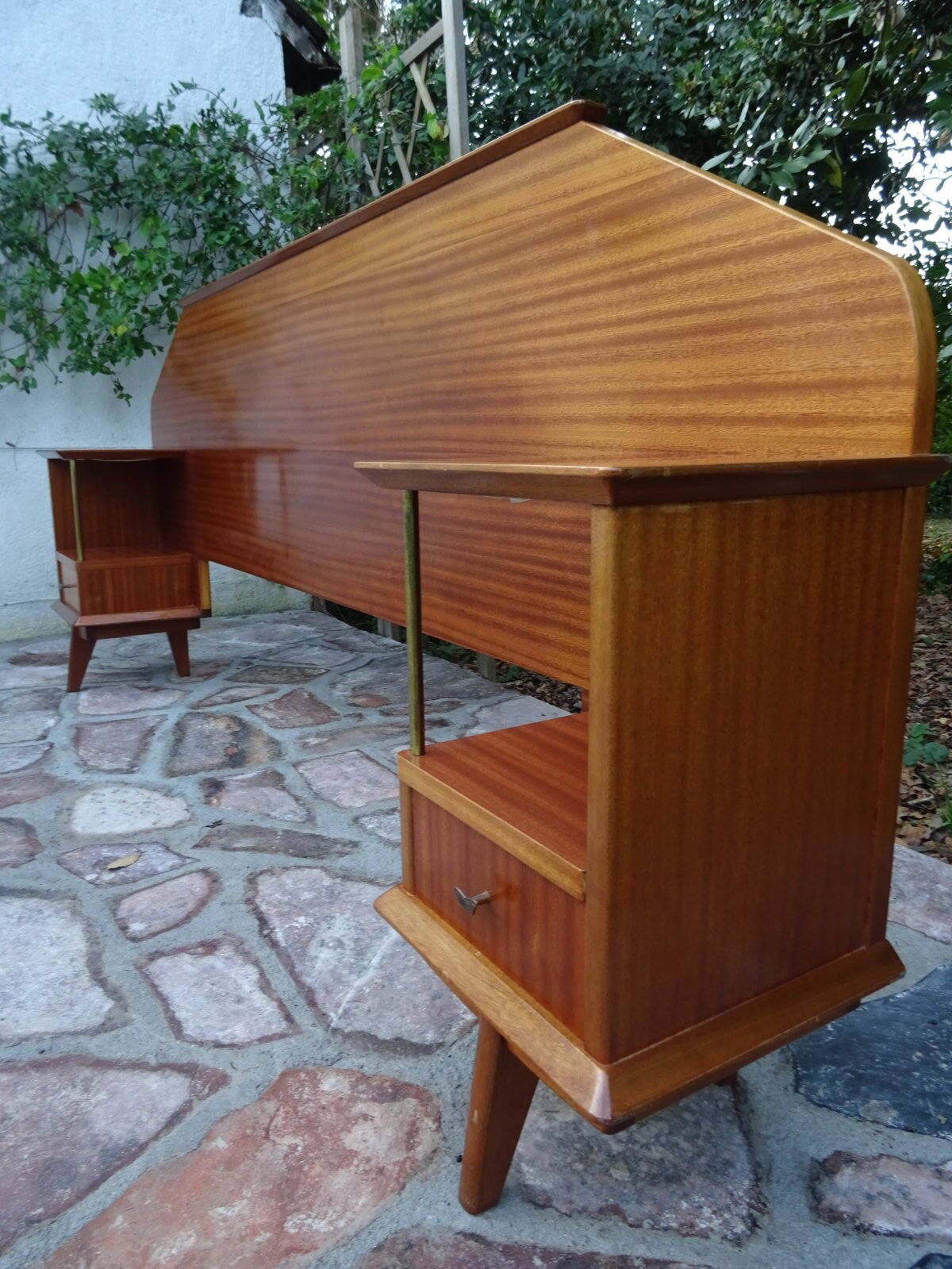 Double teak headof with bedside