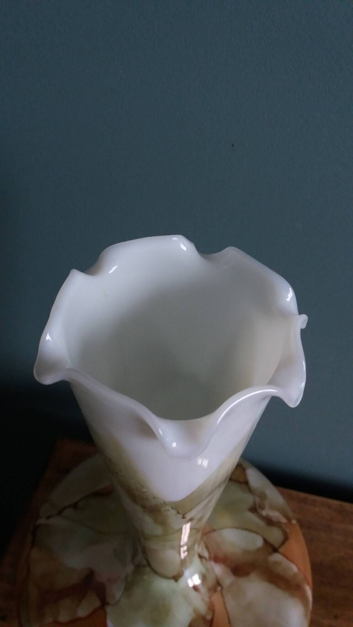 Marbled opaline vase, Stelvia, Empoli, Italy