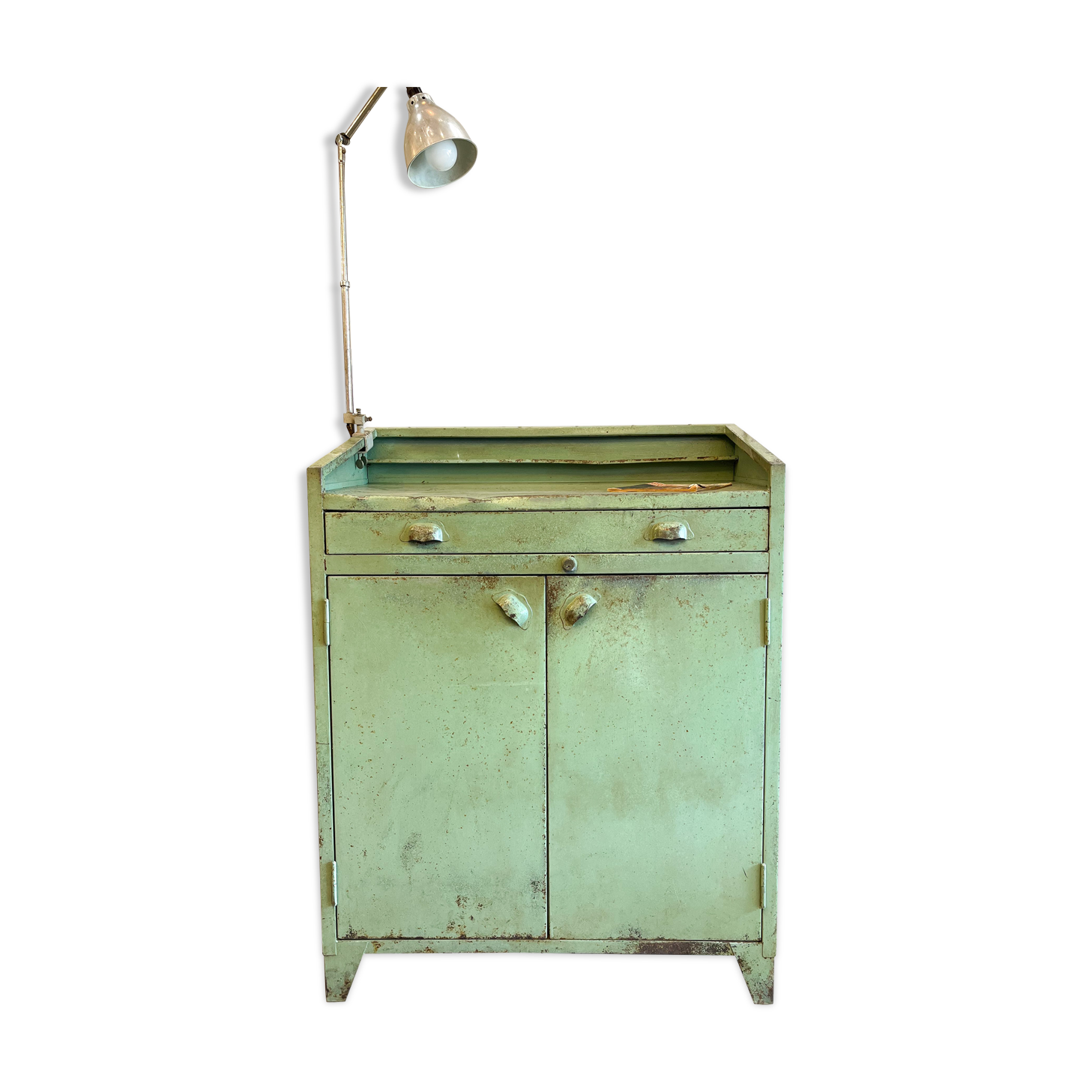 Former green patina workshop service