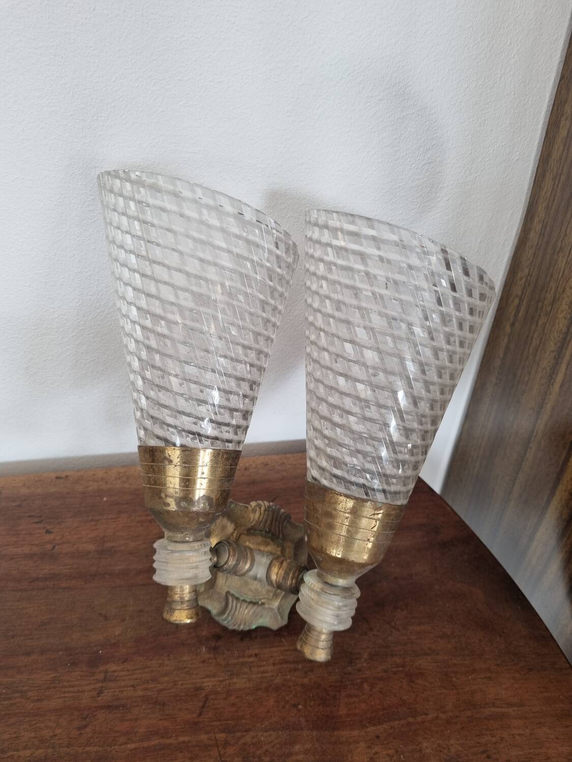 Vintage rockabilly horn wall lights