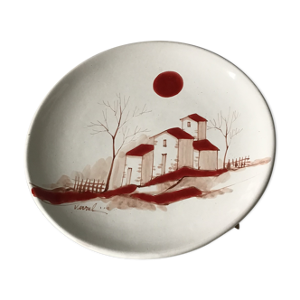 Large decorative dish in white enamelled ceramic