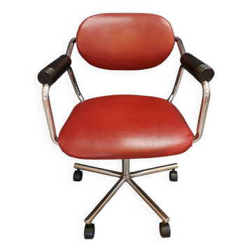 Kevi armchair in skai and chrome metal