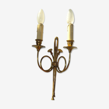 Louis XVI wall sconce hunting horn shape