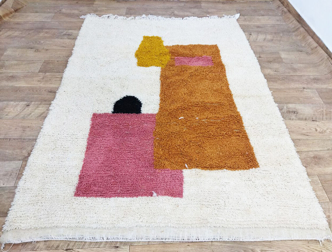 Handmade moroccan berber carpet 217 x 158 cm