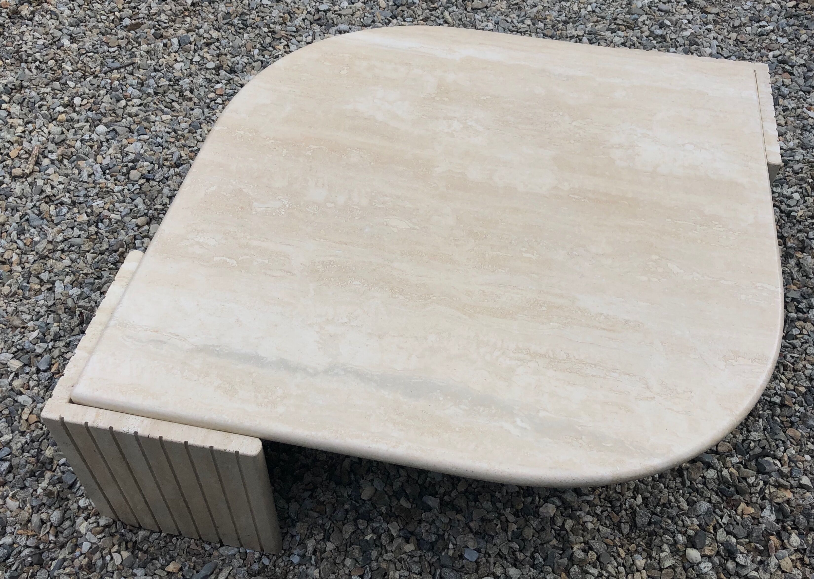 Design coffee table in 70s travertine