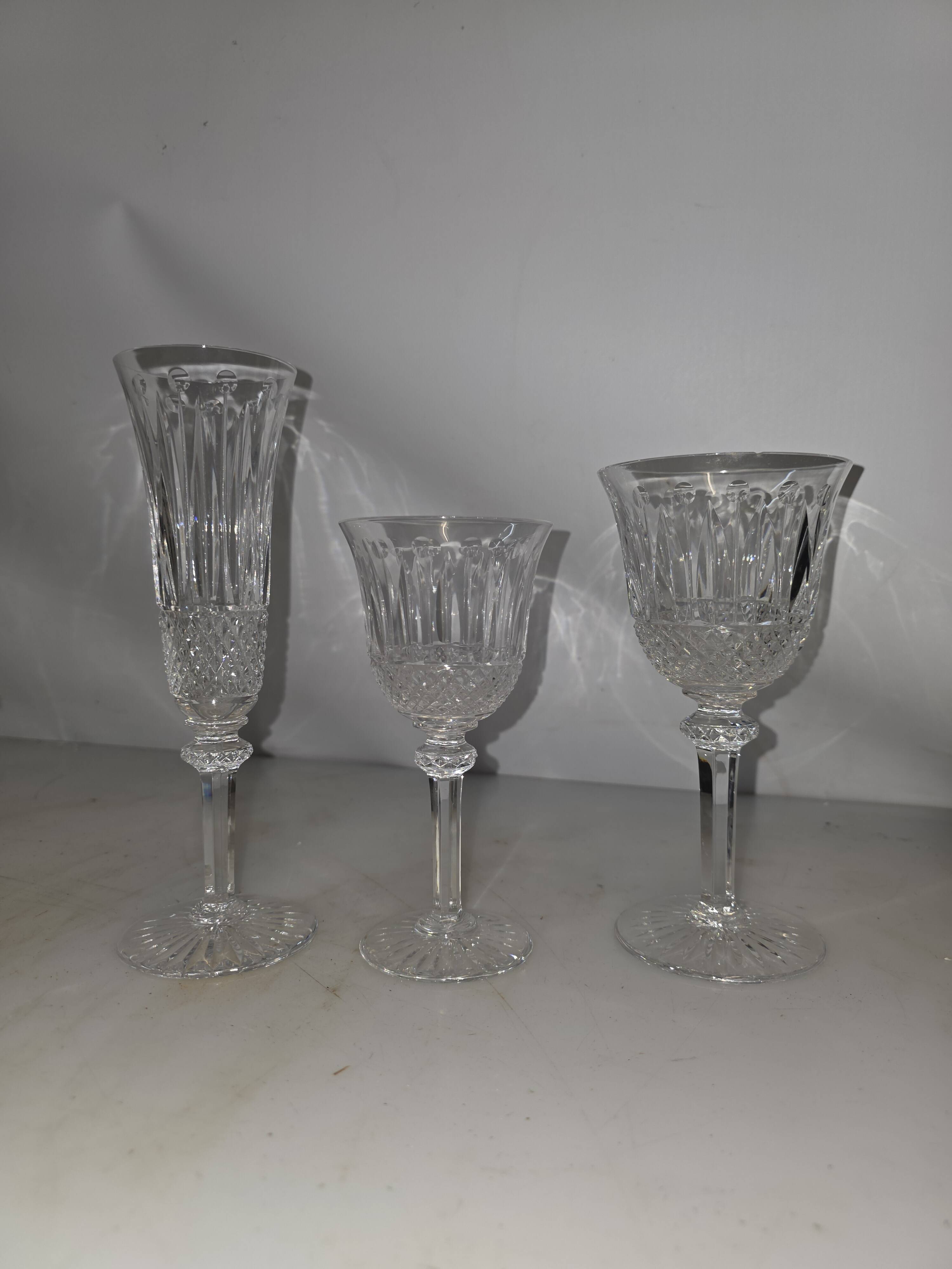 Service de 27 verres en cristal de Saint-Louis — Modèle Trianon