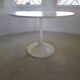Tulip leg round table